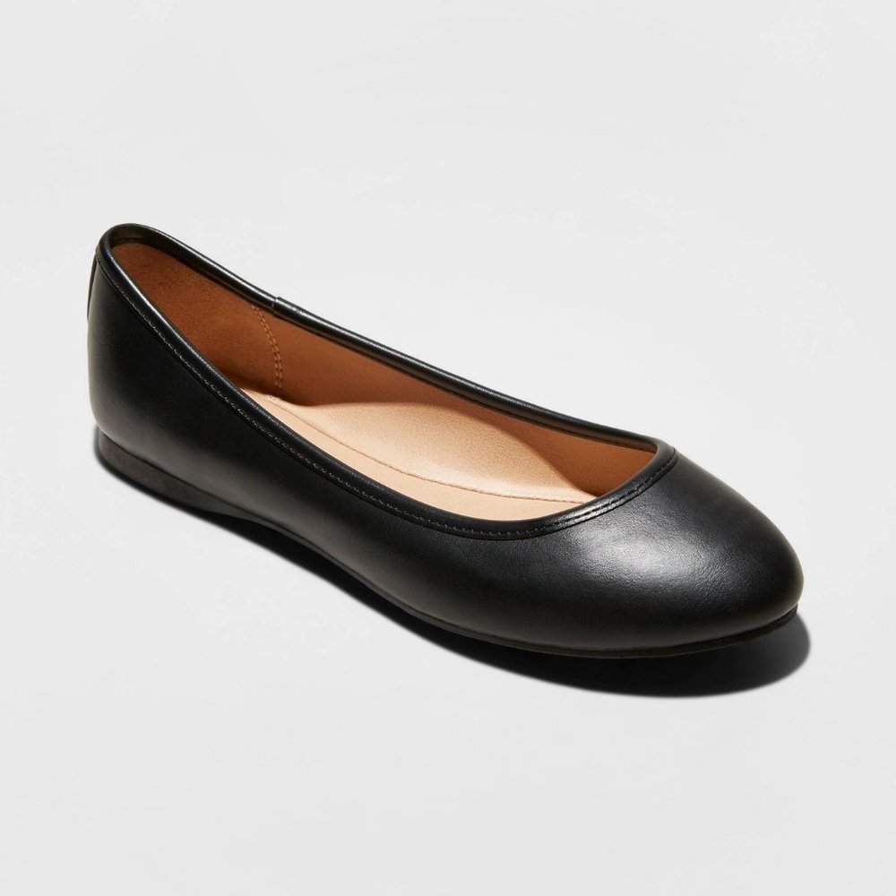 Women's Everly Faux Leather Round Toe Ballet Flats